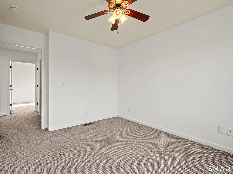 5 Rolling Hills Dr — Photo 29
