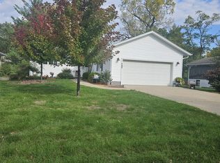 127 Deppe Ln, Ottumwa, IA 52501