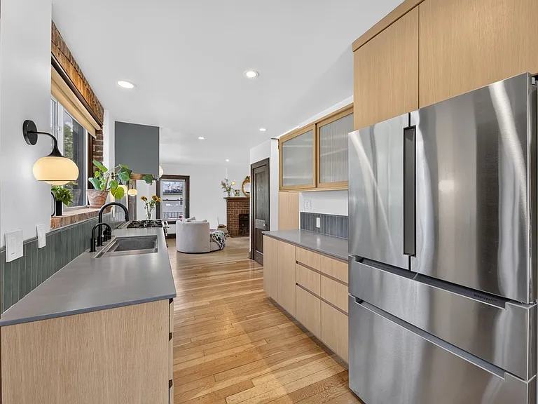 36 W Center St — Photo 14