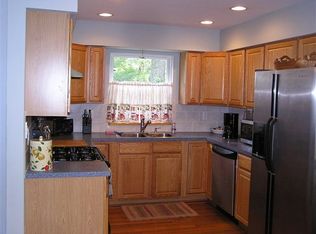 7 Evergreen Dr, Ocean View, NJ 08230