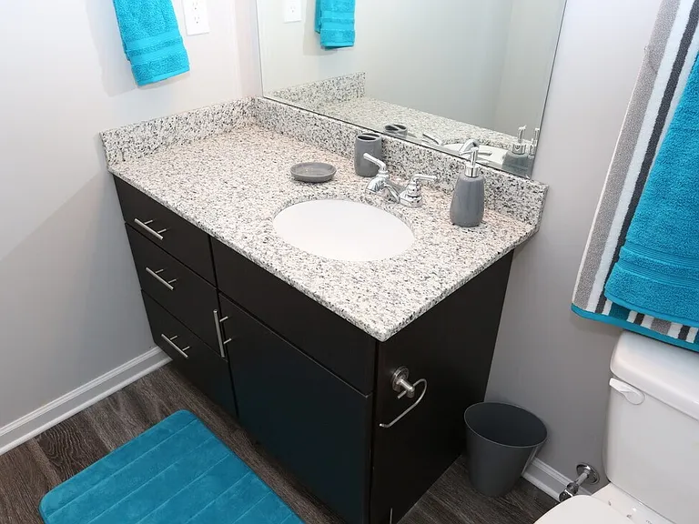 9905 Knoxshire Pl #202 — Photo 13