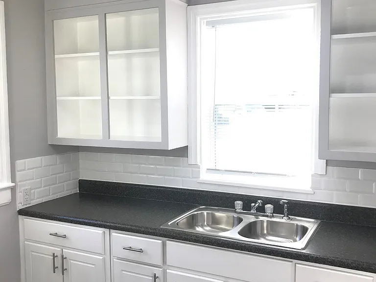 1127 Churchill Ave SW — Photo 7