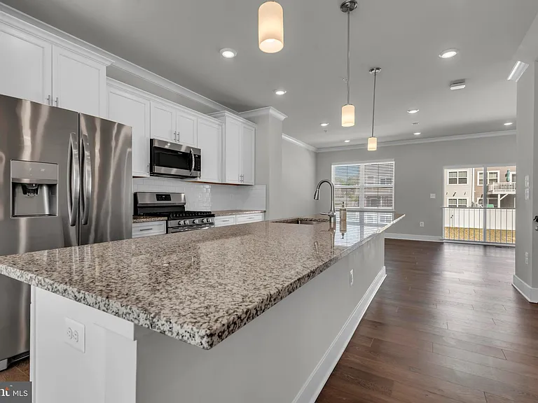 5754 Frederick Douglas Pl — Photo 7