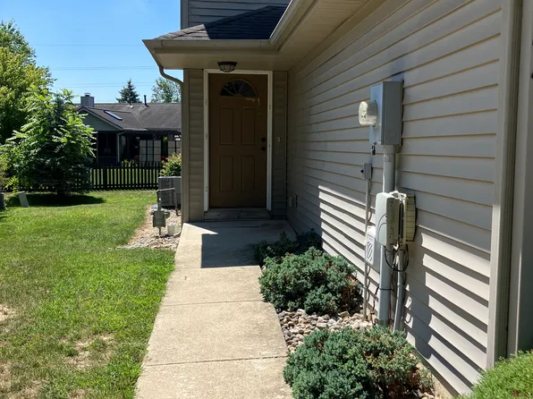 5844 Townhouse Dr, Fort Wayne, IN 46804