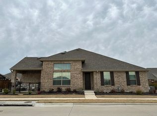 7233 Napa Ln, Grand Prairie, TX 75054