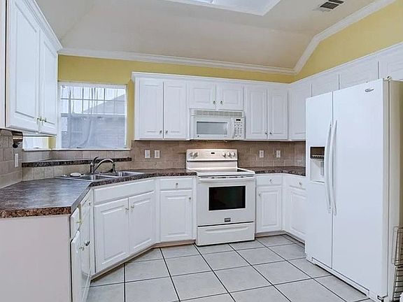 4th image of 5751 Gold Crest Dr