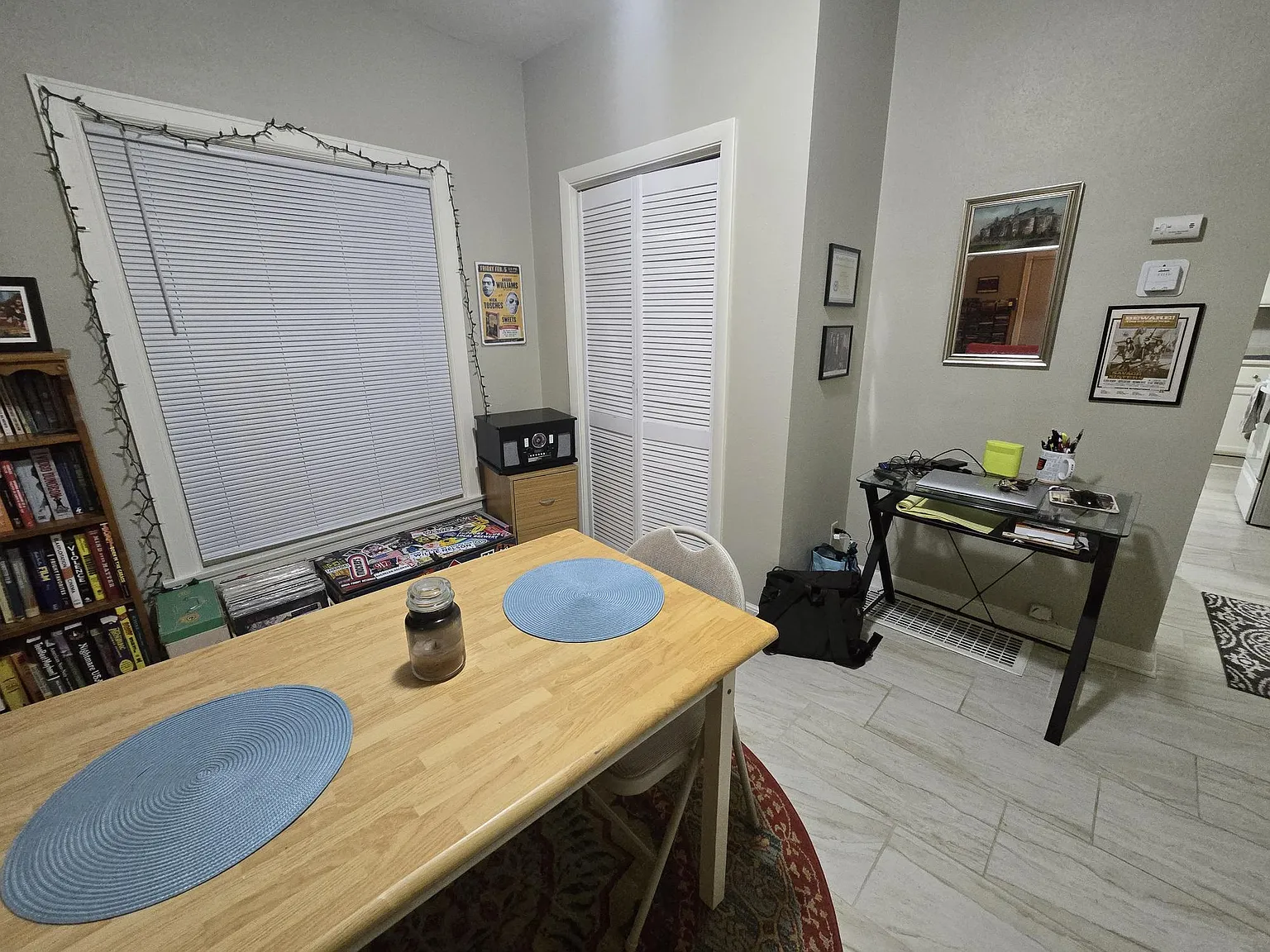 2 bed, 850 sqft, $1,350 — Photo 3