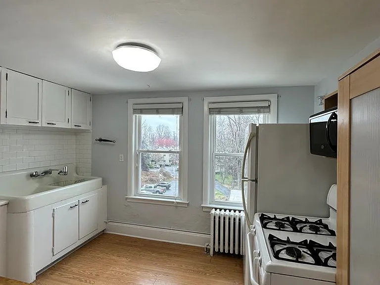1621 Harrison Avenue - Residential — Photo 3
