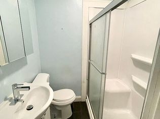 1941 Courtland Dr APT 1, Des Moines, IA 50315