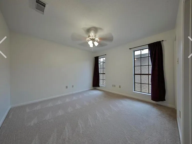 6990 Oakwood Park — Photo 10