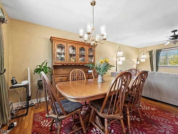 5th image of 77 Brooklyn Rd