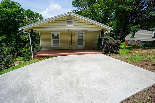 1405 6th Ave Photo 1
