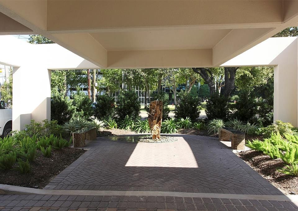 1st image of 5001 Woodway Dr #1706