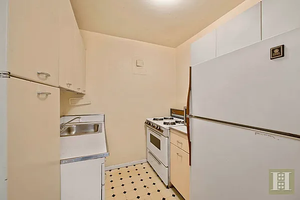 Sold by Halstead Real Estate | media 15