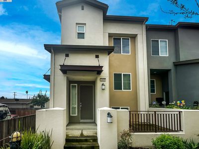 2828 10th St, San Pablo, CA, 94806