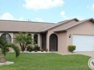 1201 SE 37th Ter, Cape Coral, FL 33904