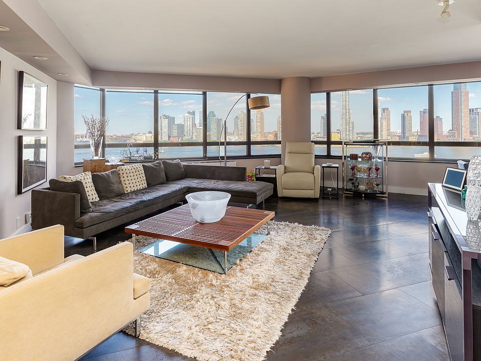 1st image of 630 1st Ave APT 15C