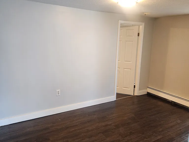 32 Grotto Ave — Photo 8