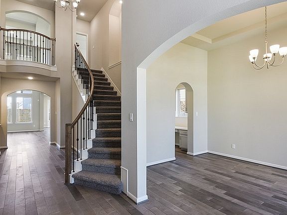 2nd image of 10011 Galileo Ln
