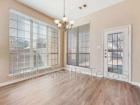 4th image of 2673 Pine Trail Dr