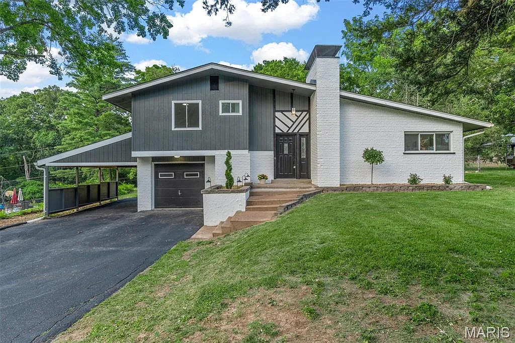 5 Wild Cherry Dr photo 1