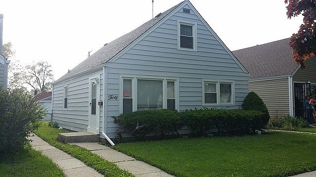 1st image of 30 48th Ave
