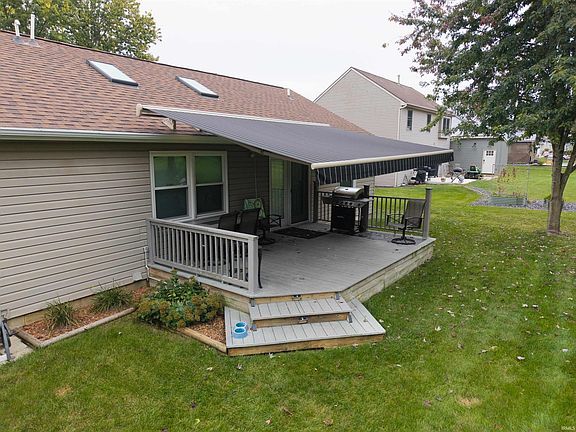4th image of 1936 Hunters Ridge Dr