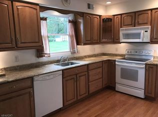 189 Thatchers Hill Rd, Flemington, NJ 08822