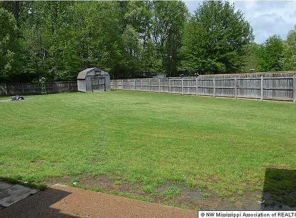 3rd image of 2340 Oak Woods Dr E