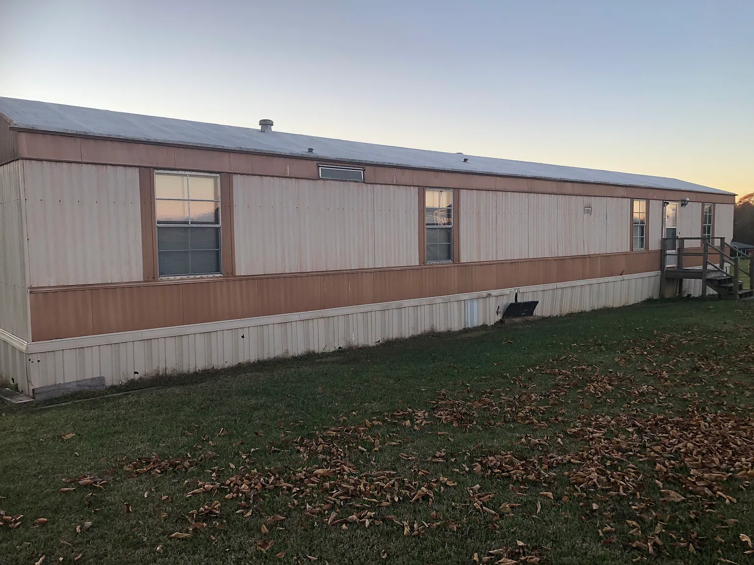 Dolly Dr, Hamptonville — Photo 1