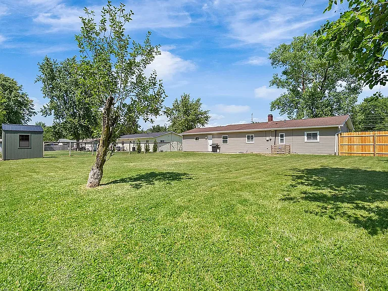 2050 Byron Dr — Photo 29