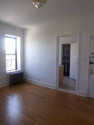 Rented by Space Real Estate | media 19