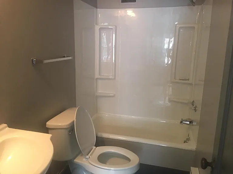 2895 Sullivant Ave — Photo 11