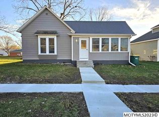 209 1st St SW, Nora Springs, IA 50458
