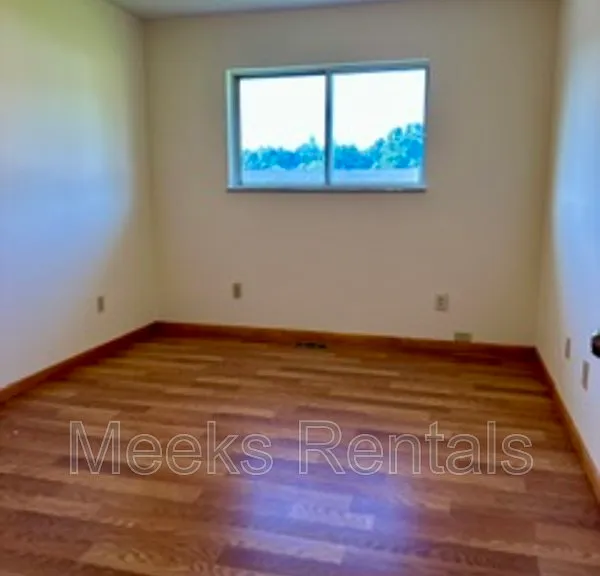 58 Maple Ln — Photo 10