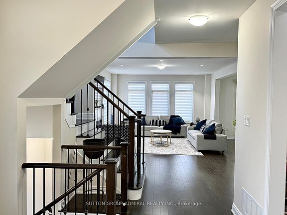4th image of 33 Elysian Fields Cir