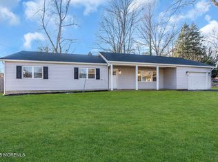 5 Hartford Rd, Jackson, NJ 08527