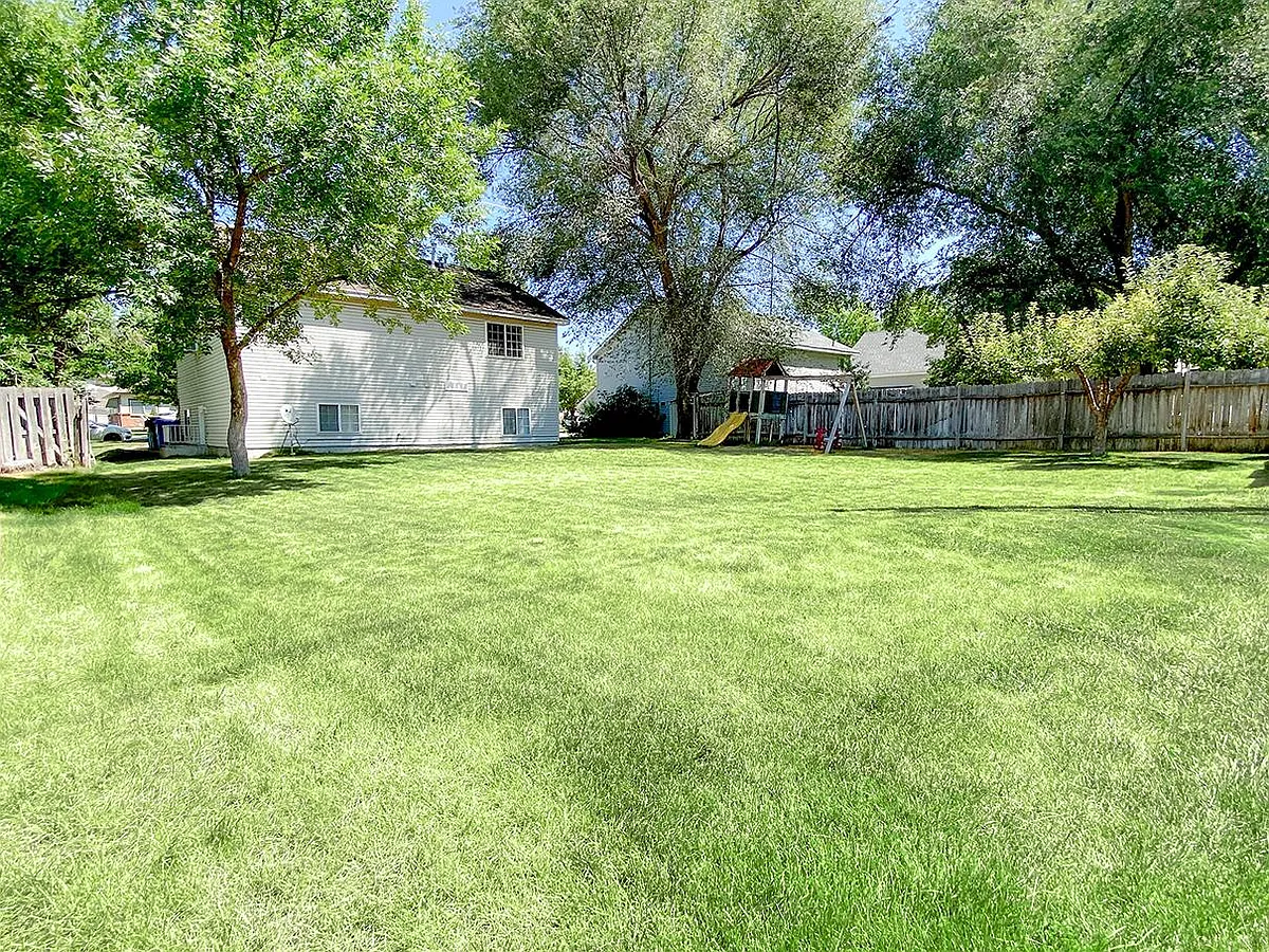 backyard - 434 W 300 S #1