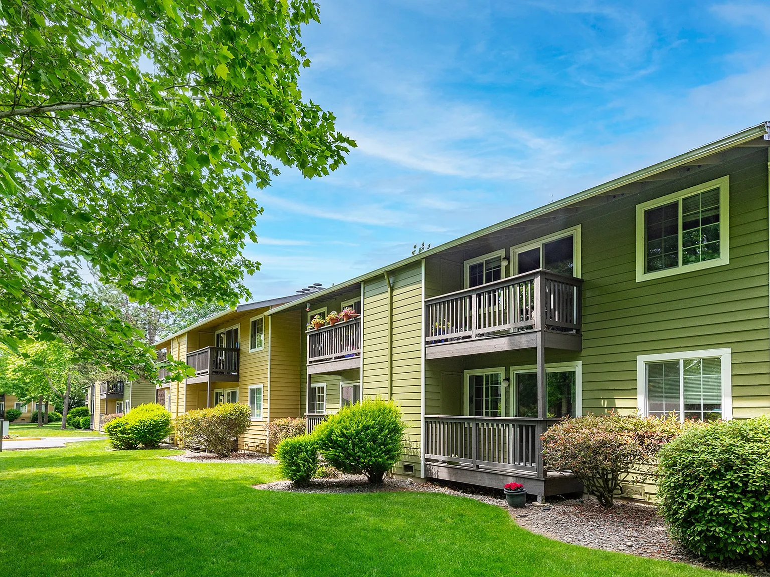 Aspen Glade Apartments — Photo 2