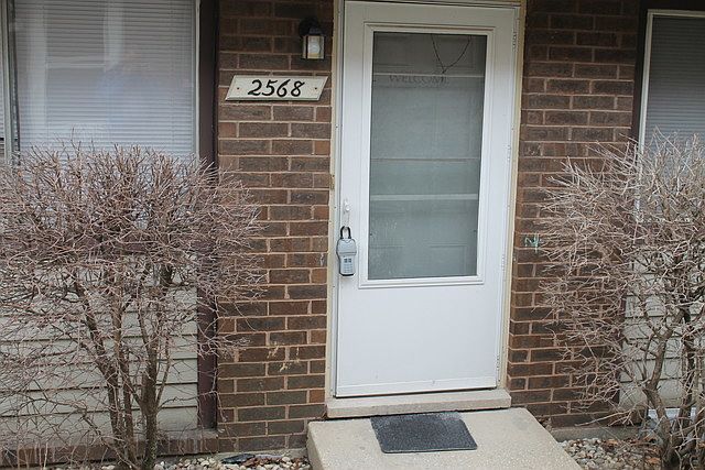 1st image of 2568 Berkshire Ct