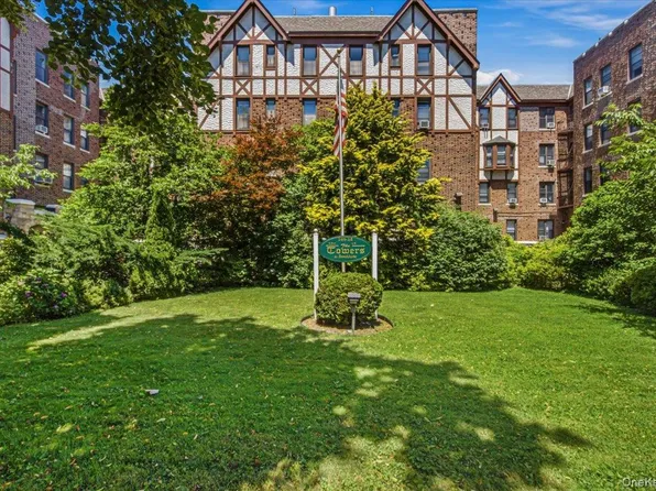 160-15 Powells Cove Boulevard #C7, Whitestone, NY 11357