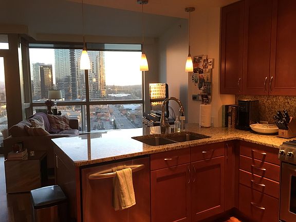 Kitchen bar table