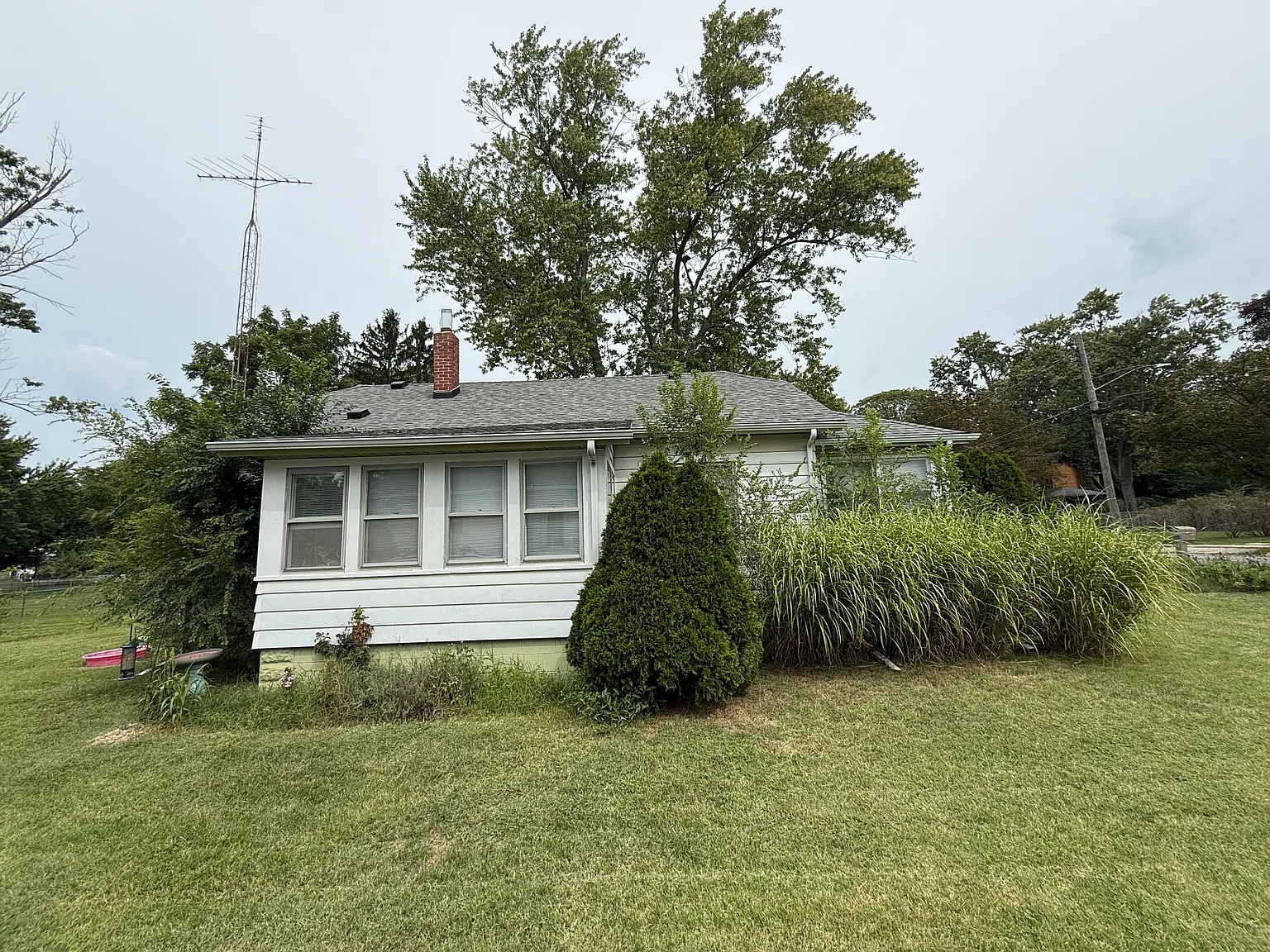 3 bed, 1013 sqft, $1,800 — Photo 3