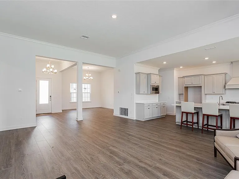 10176 Brocksport Cir — Photo 11
