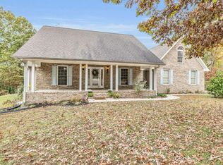 194 Baptist View Dr, Soddy Daisy, TN 37379