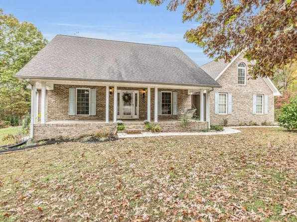 194 Baptist View Dr, Soddy Daisy, TN 37379