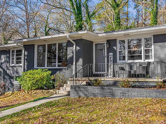 2nd image of 106 Rainbow Dr SW