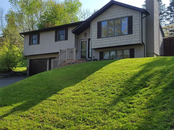 2418 Theresa Blvd, Binghamton, NY 13903