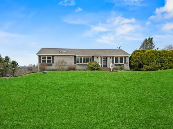775 North St, Windsor, MA 01270