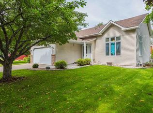 159 Green Briar Dr, Lino Lakes, MN 55014